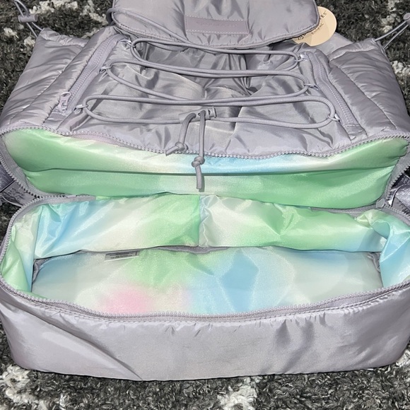 NWT Popflex Blogilates Light Purple Backpack - Picture 6 of 10